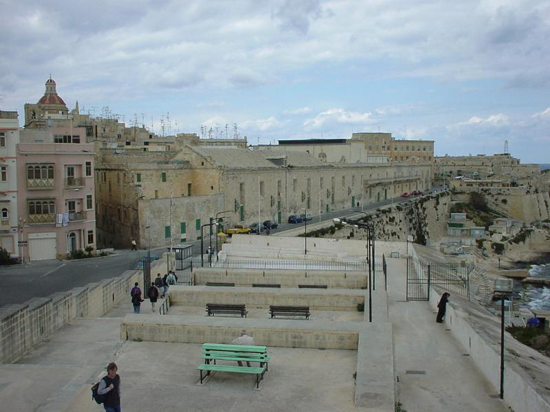 DSC00011.JPG